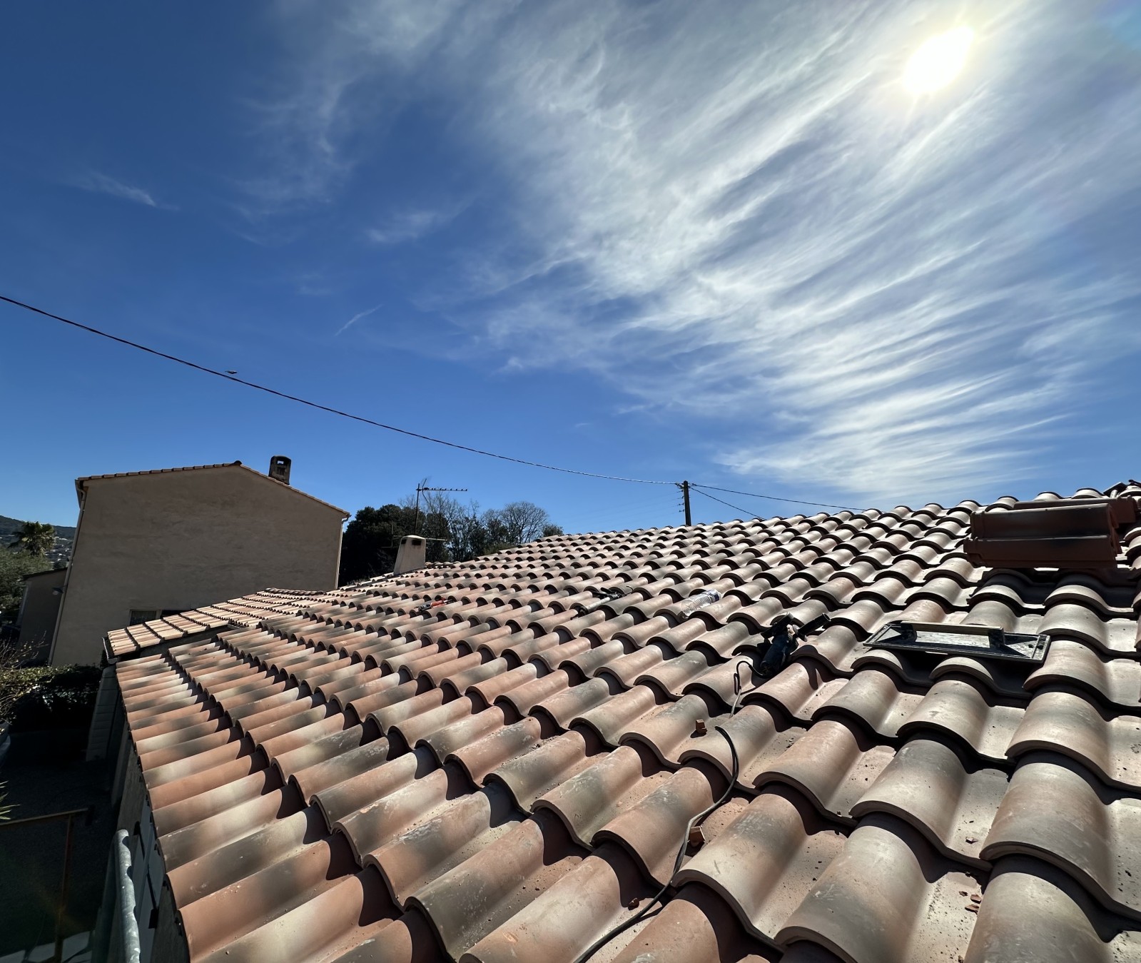 refection toiture artisan couvreur draguignan var 